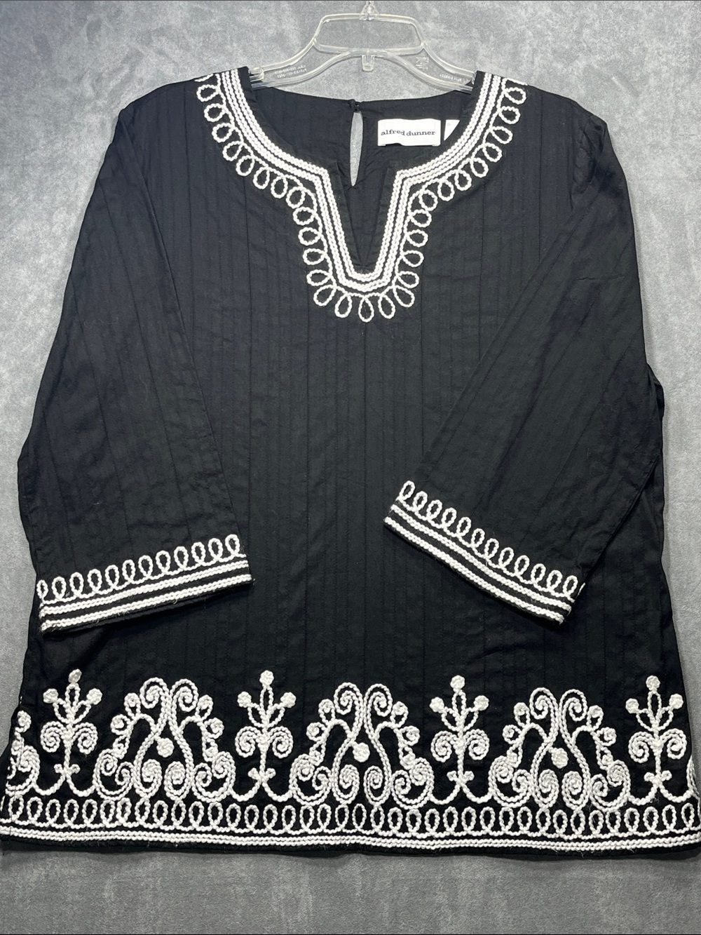 Alfred Dunner Black White Embroidered Cotton Tunic Top Size 16